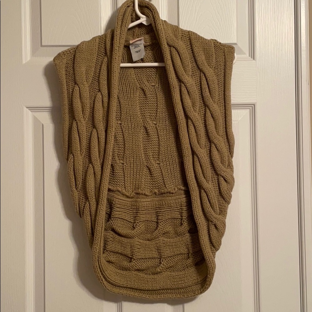 Vintage 90s Sleeveless Tan Cardigan